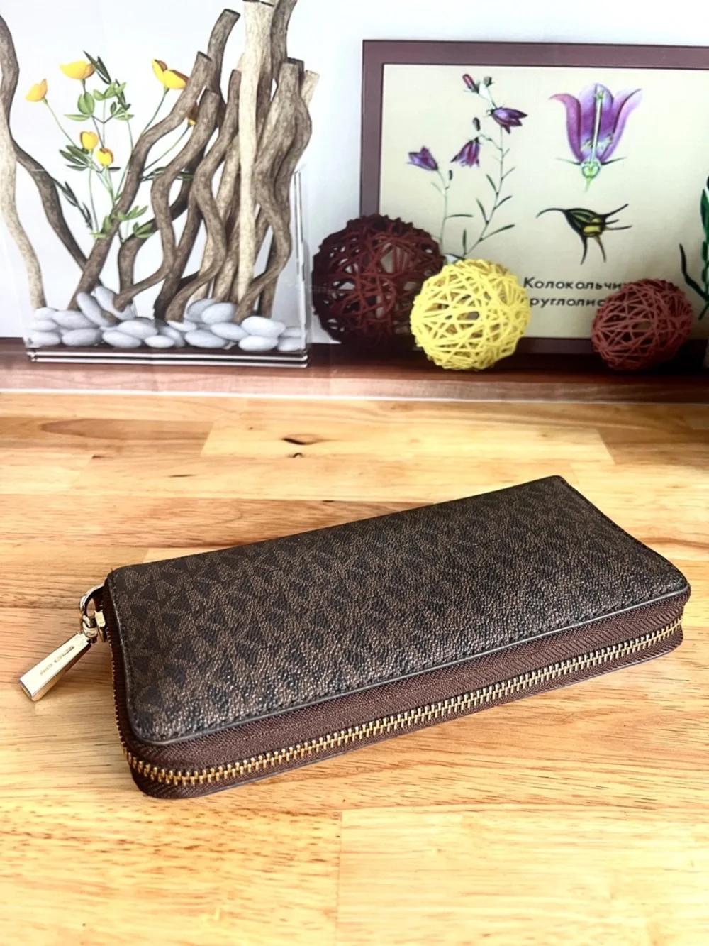 Michael Kors Brown Continental Travel Signature Logo Wallet Large - Picture 9 of 11